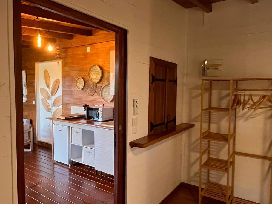 Bungalow Avec Jacuzzi Privatif Villa Sainte-Rose Exterior foto